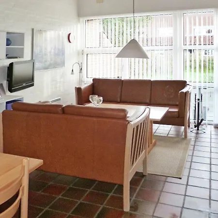 Holiday home 8 Bedroom Beautiful In