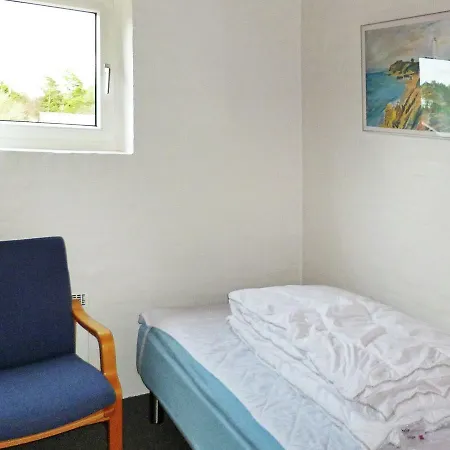 8 Bedroom Beautiful In Blavand